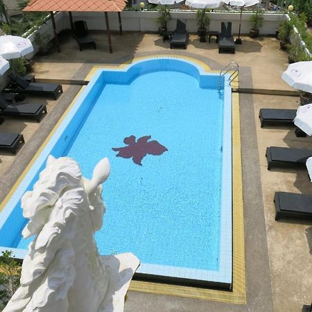 Orchid Kathu Heights Service Apartments Bagian luar foto